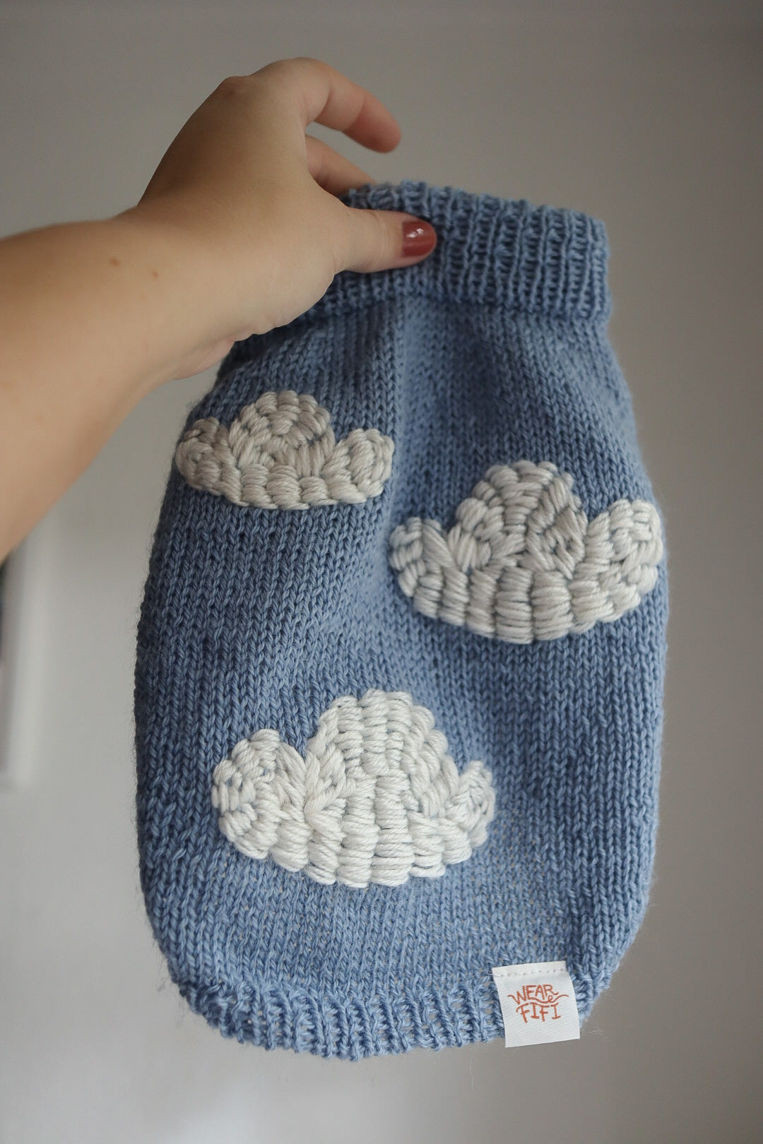 CLOUDY SWEATER